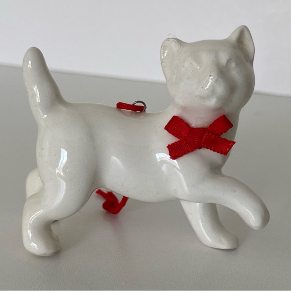 umbranded Other - Vintage Ceramic White Cat Christmas Ornament 2.5” Red Bow Kitty Pets